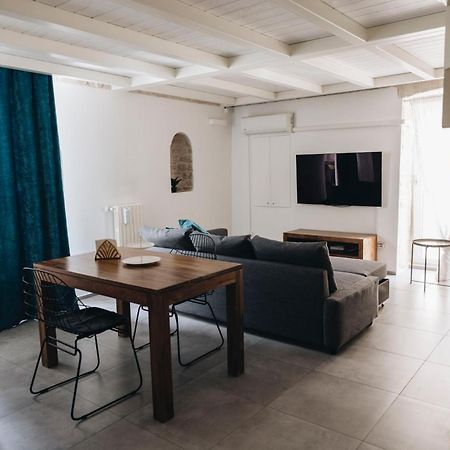 Santi Medici - Appartamento Centrale Con Terrazza テルリッツィ エクステリア 写真