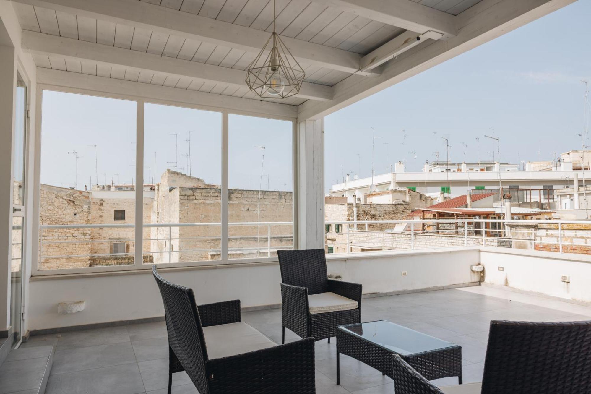 Santi Medici - Appartamento Centrale Con Terrazza テルリッツィ エクステリア 写真